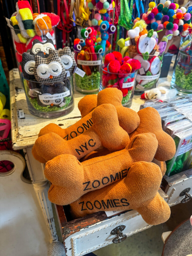 Zoomies NYC Biscuit Bar for Dogs